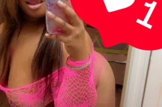 EXOTIC✨ BIGBOOTY FREAK 🍑💦👅 INC... - Image 1